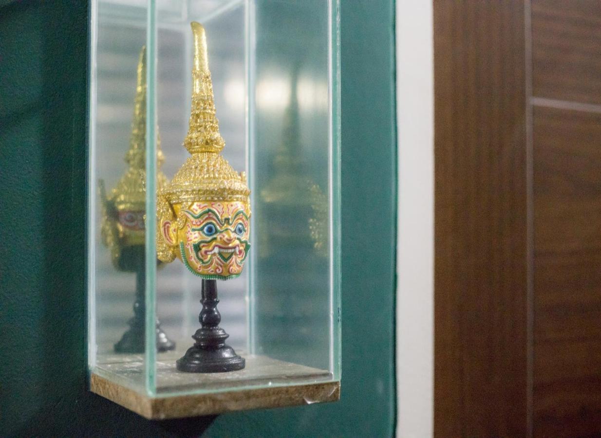 Rumluek Bangkok Bagian luar foto