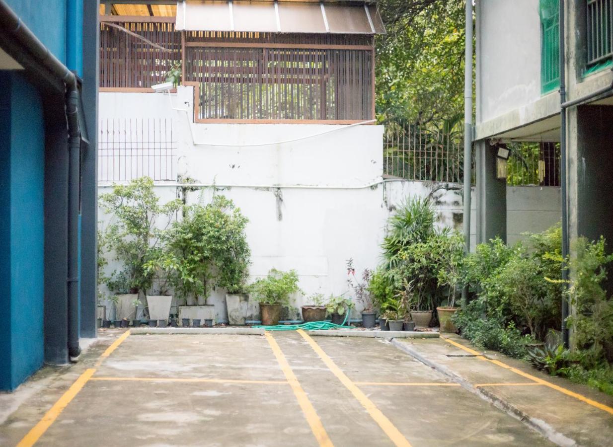 Rumluek Bangkok Bagian luar foto